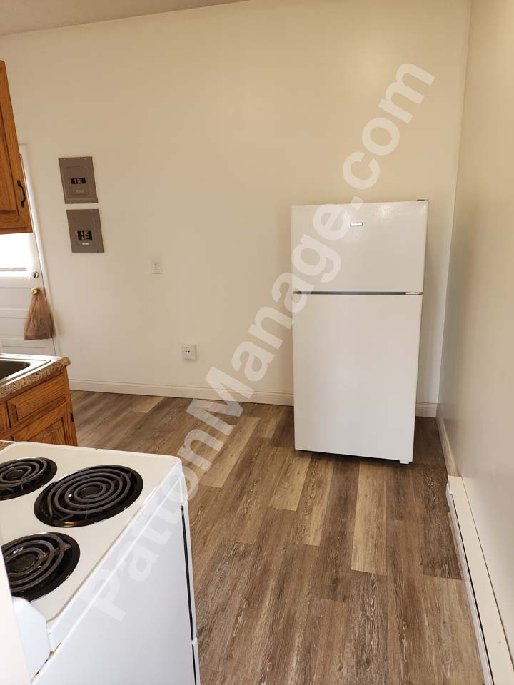 2254B Chandler Ln, Columbus, IN 47203 Patton Management